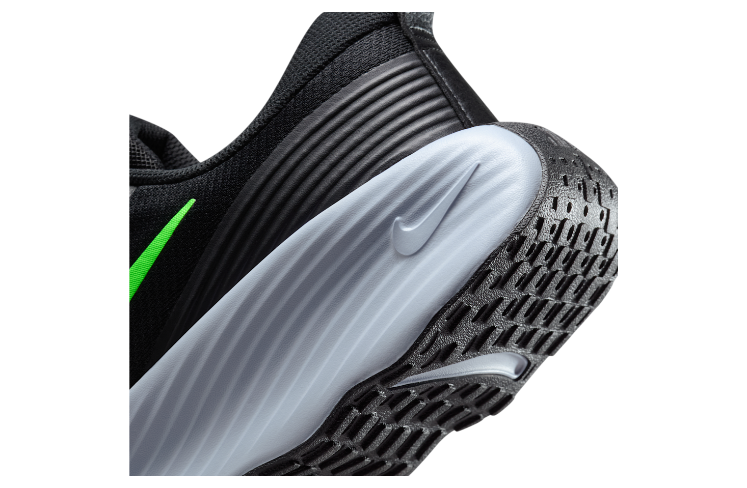 Nike Promina Black / Ghost