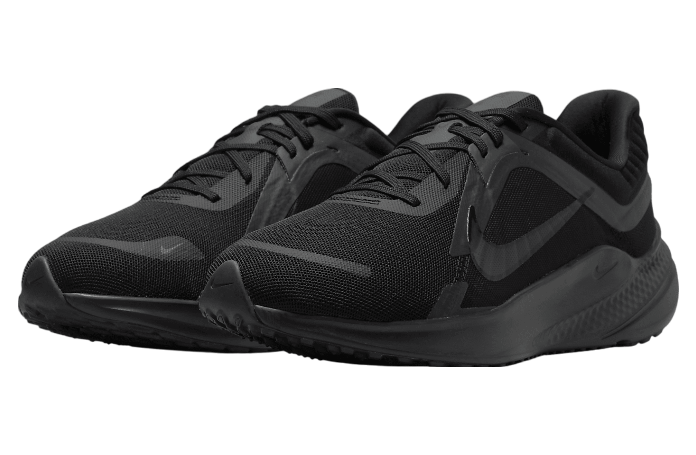 Nike Quest 5 Black / Dark Smoke Grey