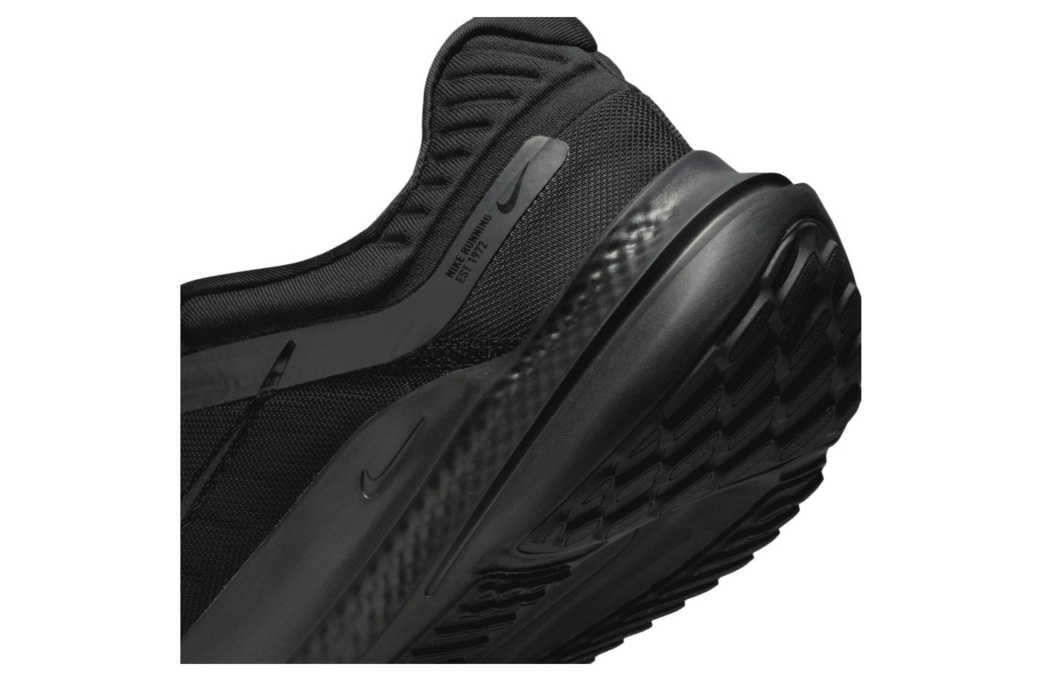 Nike Quest 5 Black / Dark Smoke Grey