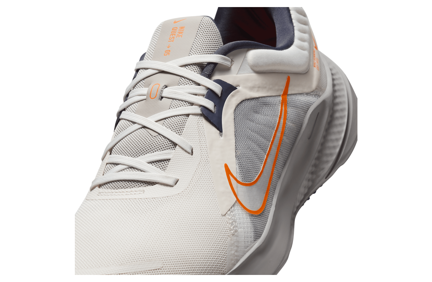 Nike Quest 5 Sail / Total Orange