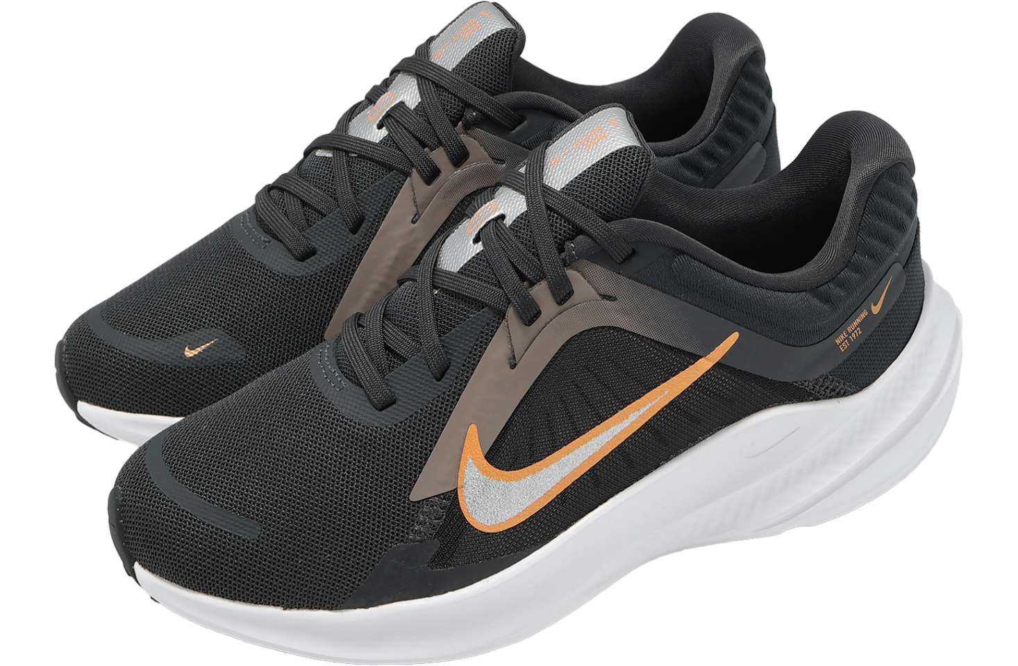 Nike Quest 5 WMNS Dk Smoke Grey / Metallic Silver