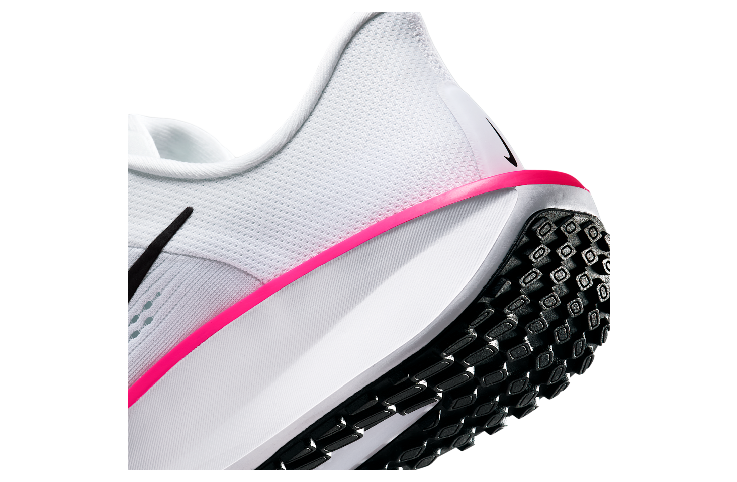 Nike Quest 6 WMNS White / Hyper Pink