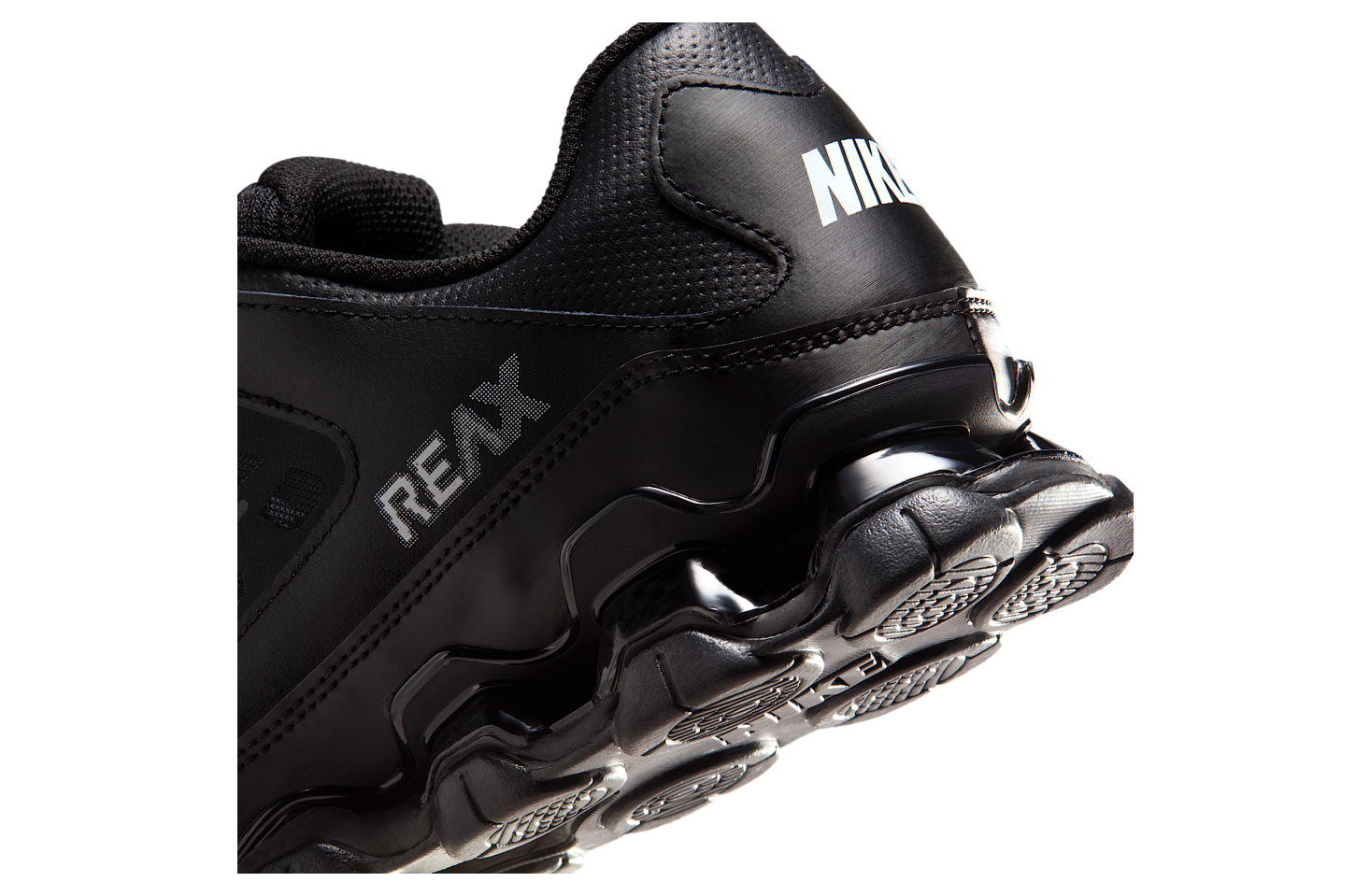 Nike Reax 8 TR WMNS Black / White