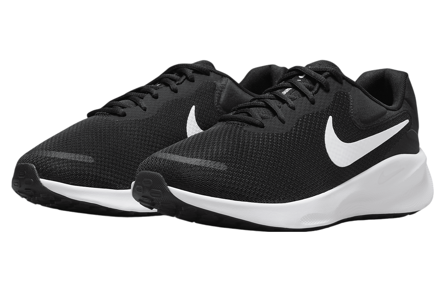 Nike Revolution 7 Black / White (Extra Wide)