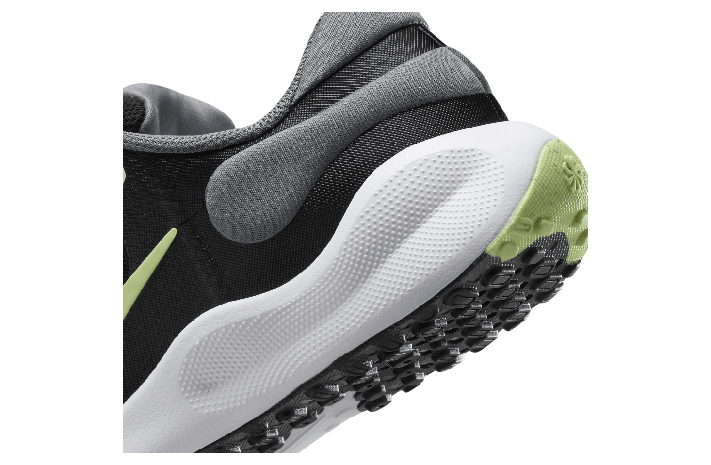 Nike Revolution 7 GS Black / Barely Volt