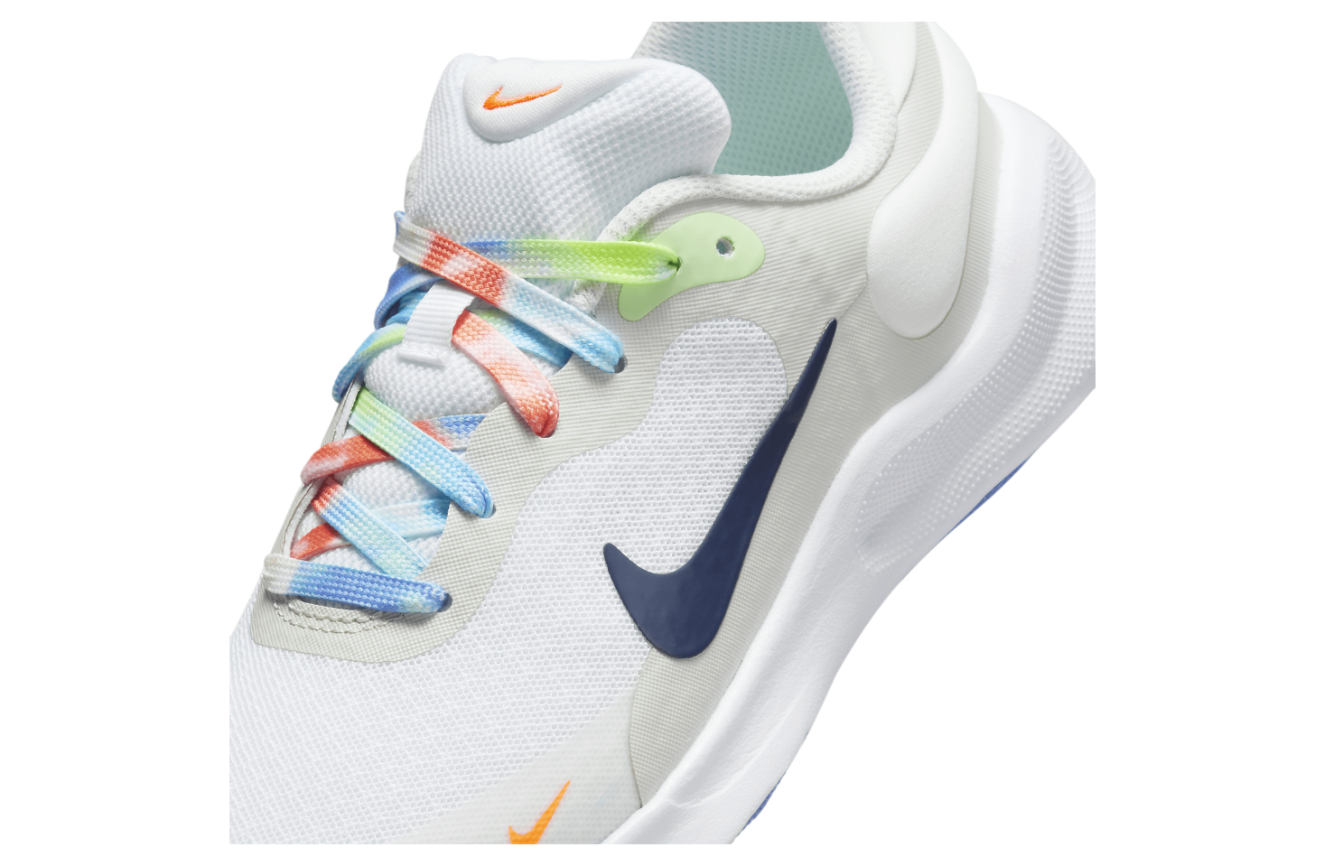 Nike Revolution 7 Next Nature SE GS White / Photon Dust