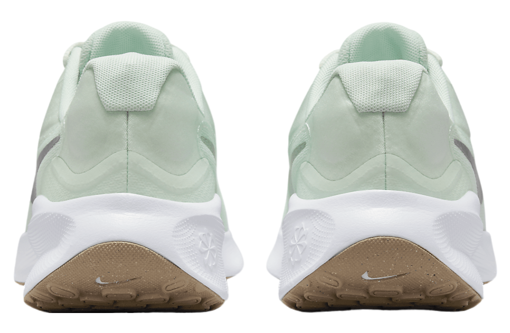 Nike Revolution 7 WMNS Barely Green / White