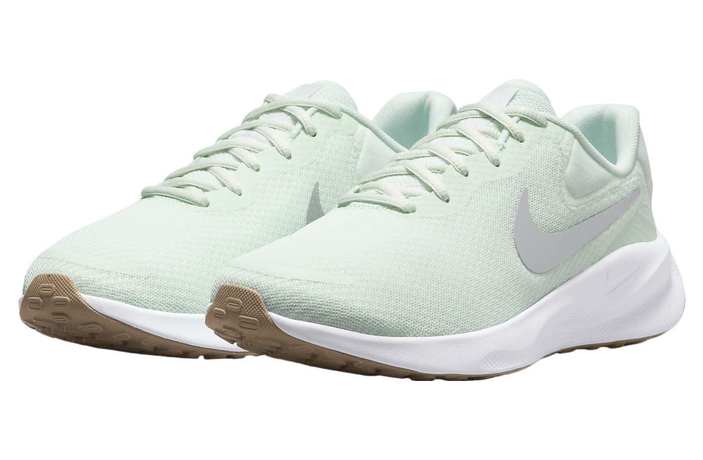 Nike Revolution 7 WMNS Barely Green / White (Extra Wide)