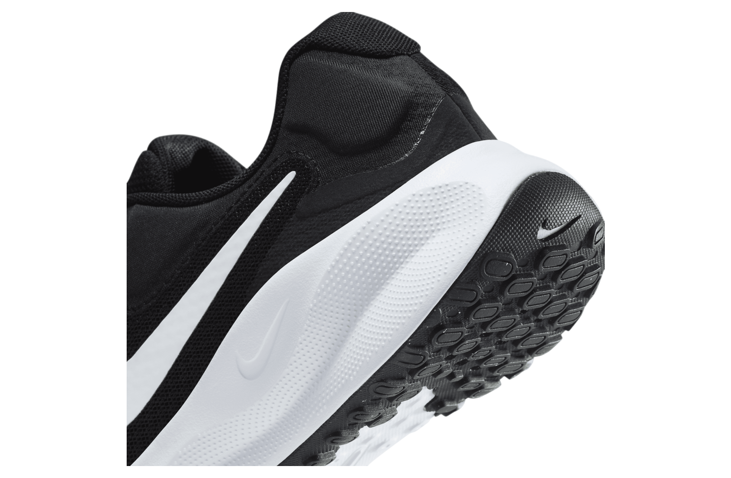 Nike Revolution 7 WMNS Black / White