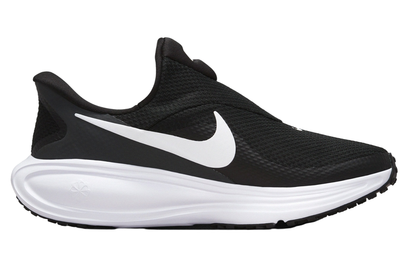 Nike Revolution 8 EasyOn WMNS Black / White
