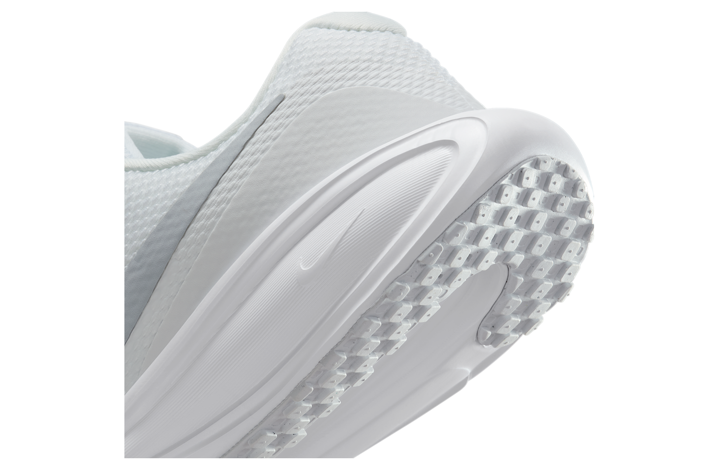 Nike Revolution 8 WMNS White / Pure Platinum (Extra Wide)
