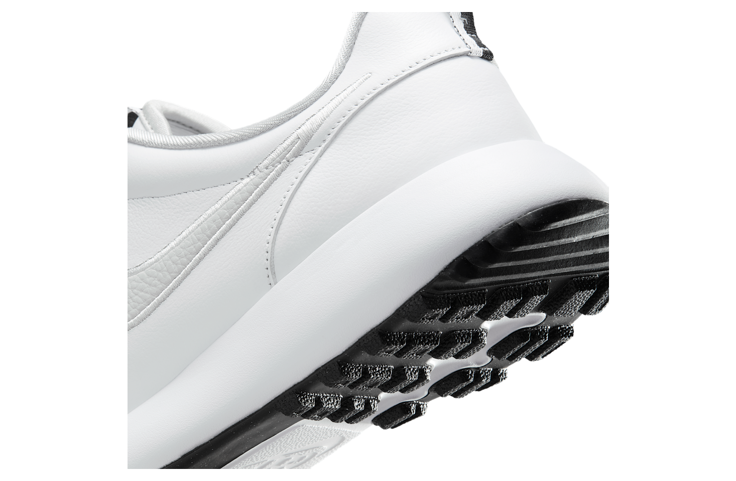 Nike Roshe G White / Black