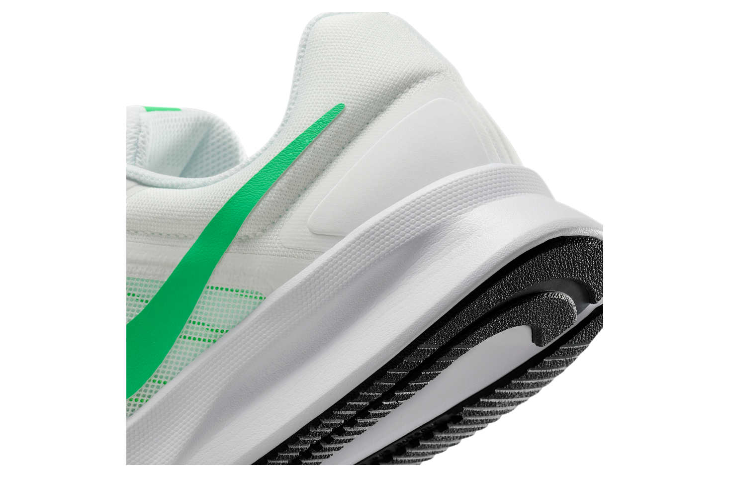 Nike Run Swift 3 Summit White / Barely Green
