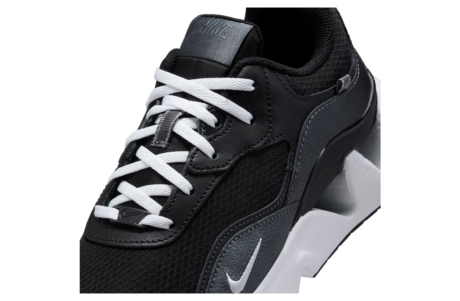 Nike Ryz 365 2 WMNS Black / White