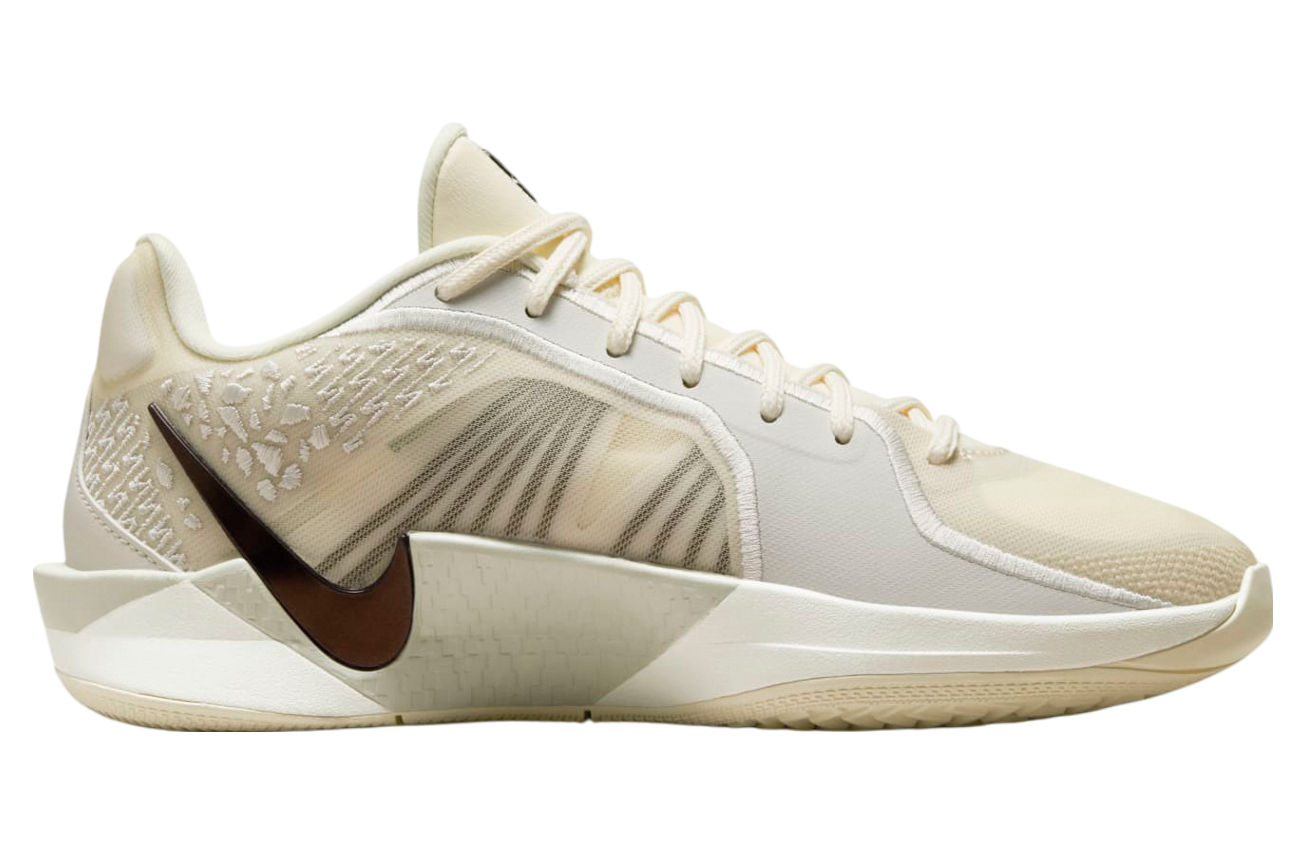 Nike Sabrina 2 EP Coconut Milk / Baroque Browb