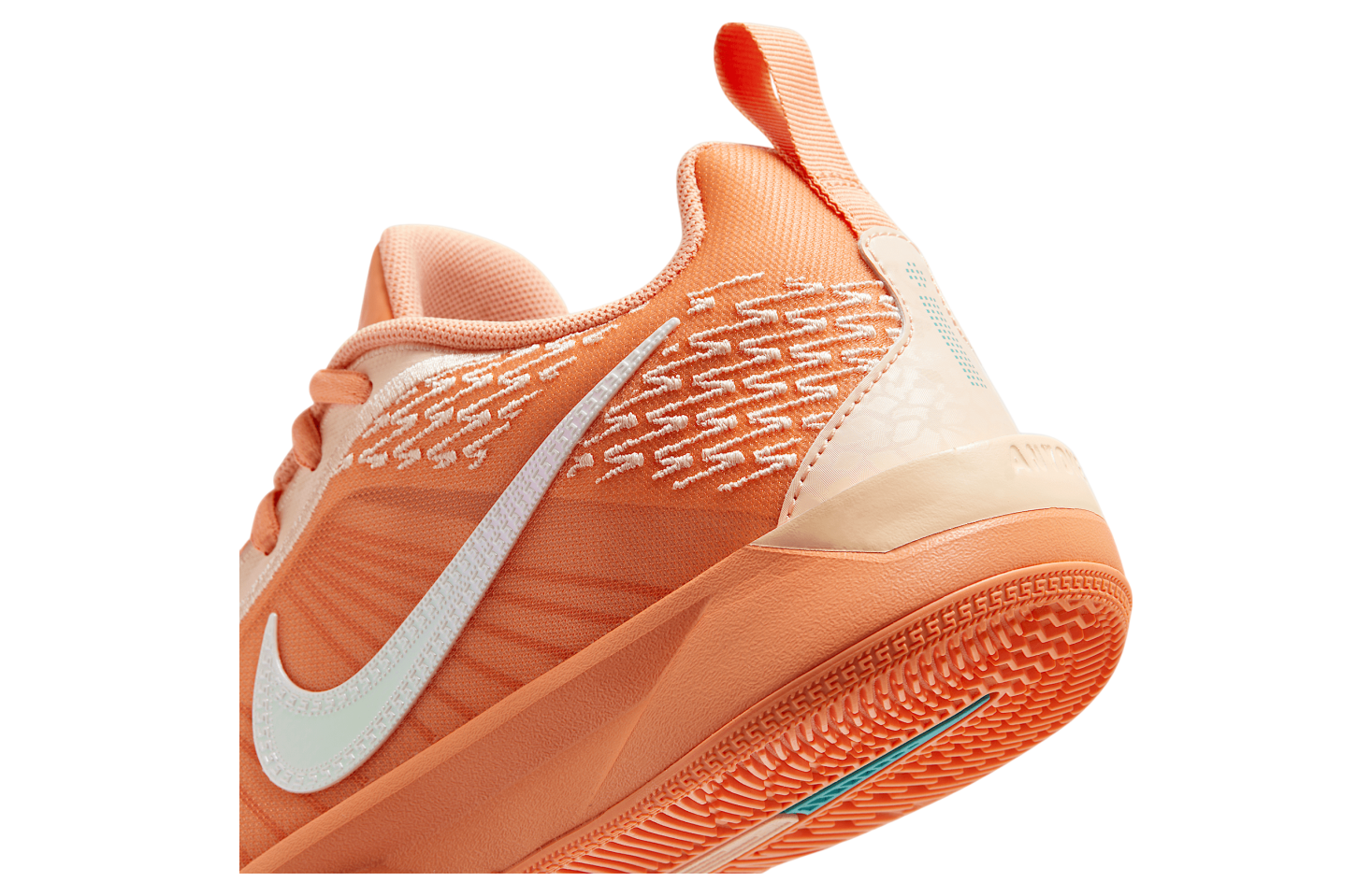 Nike Sabrina 2 Gs Apricot Agate / Washed Coral