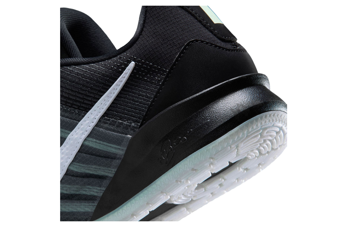 Nike Sabrina 3 Black / Grey