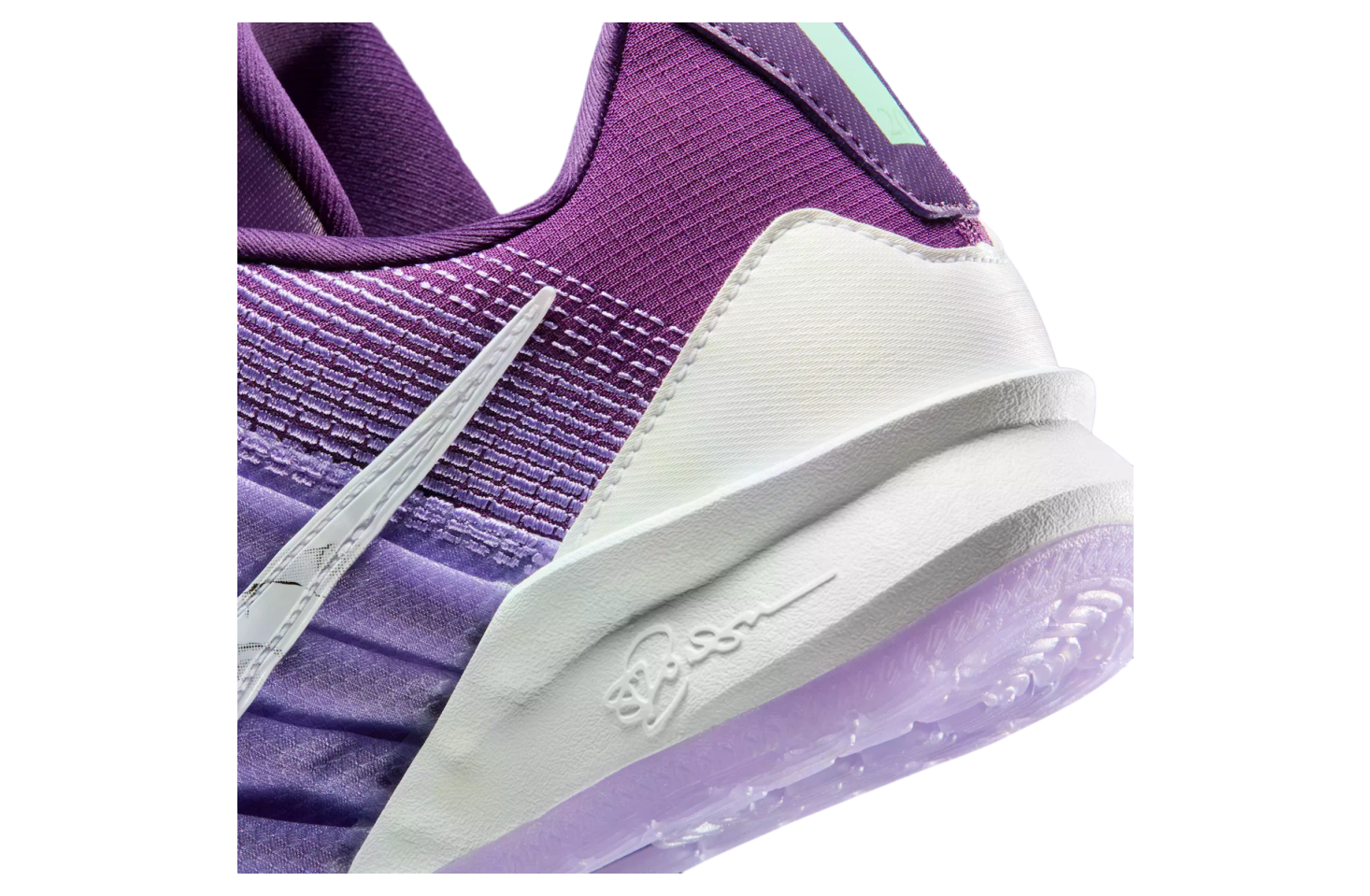 Nike Sabrina 3 Night Purple / White