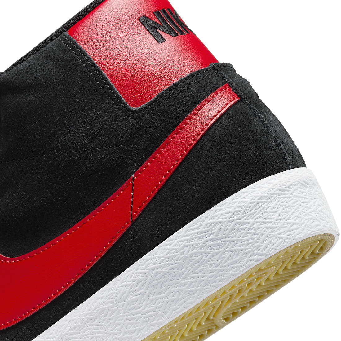 Nike SB Blazer Mid Bred