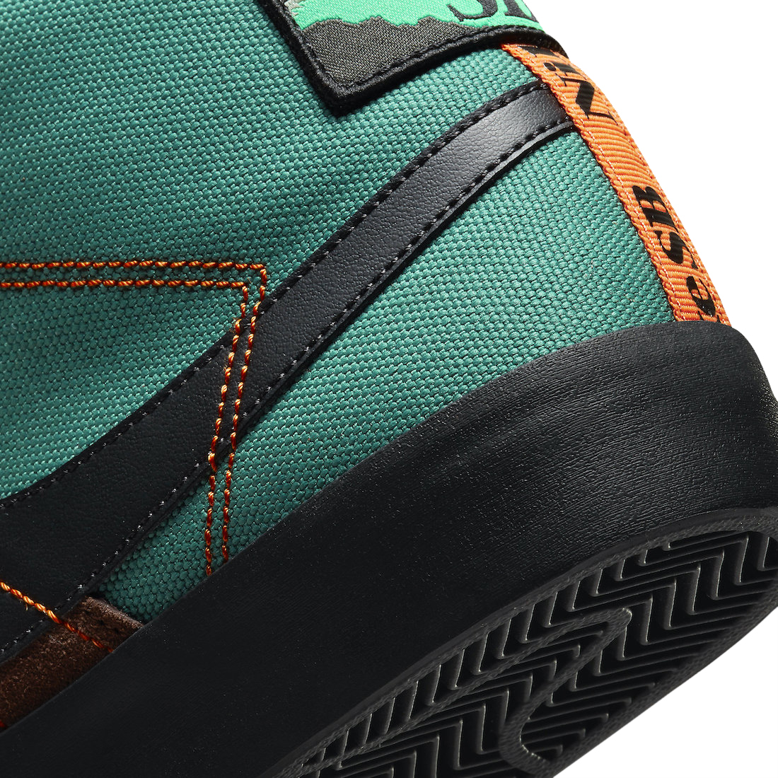 Nike SB Blazer Mid Premium Acclimate Pack Noble Green DC8903-300