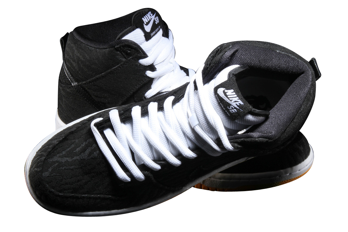 Nike SB Dunk High Skunk 305050-034 - KicksOnFire.com