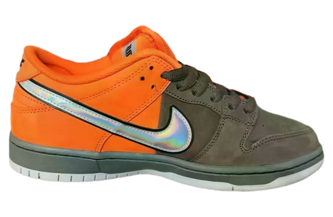 Nike SB Dunk Low Muni Fast Pass Safety Orange / Wolf Grey
