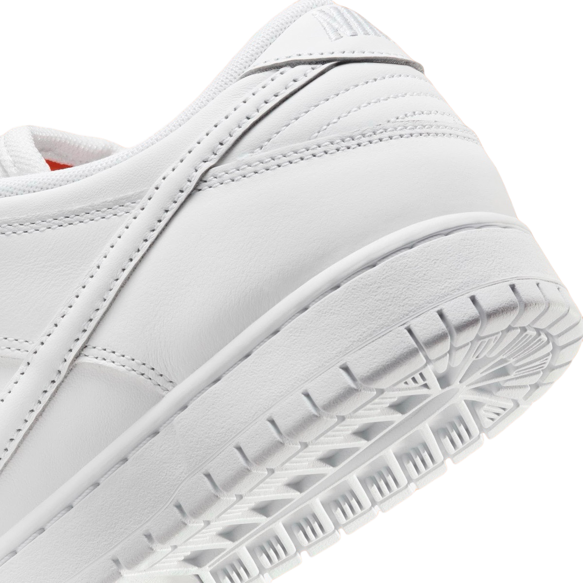 Nike sb dunk low triple white on sale