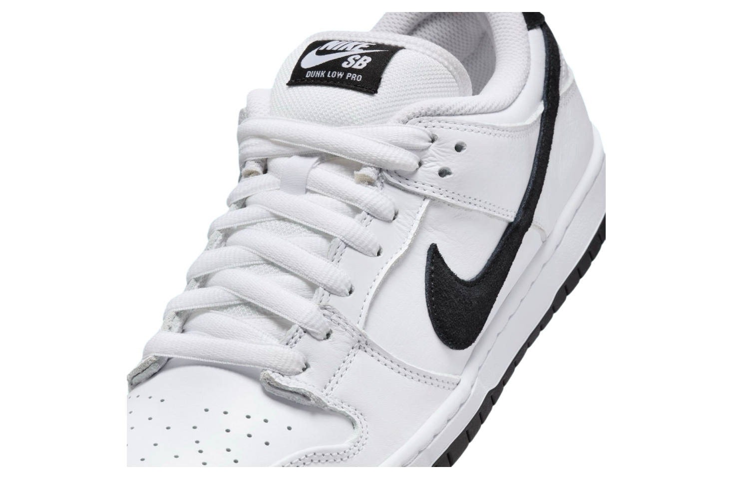 Nike SB Dunk Low White / Black