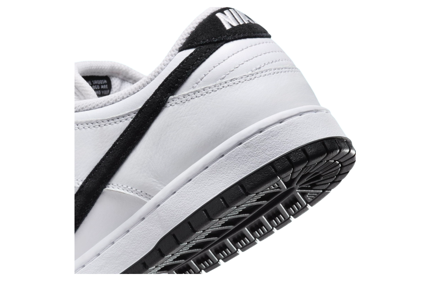 Nike SB Dunk Low White / Black