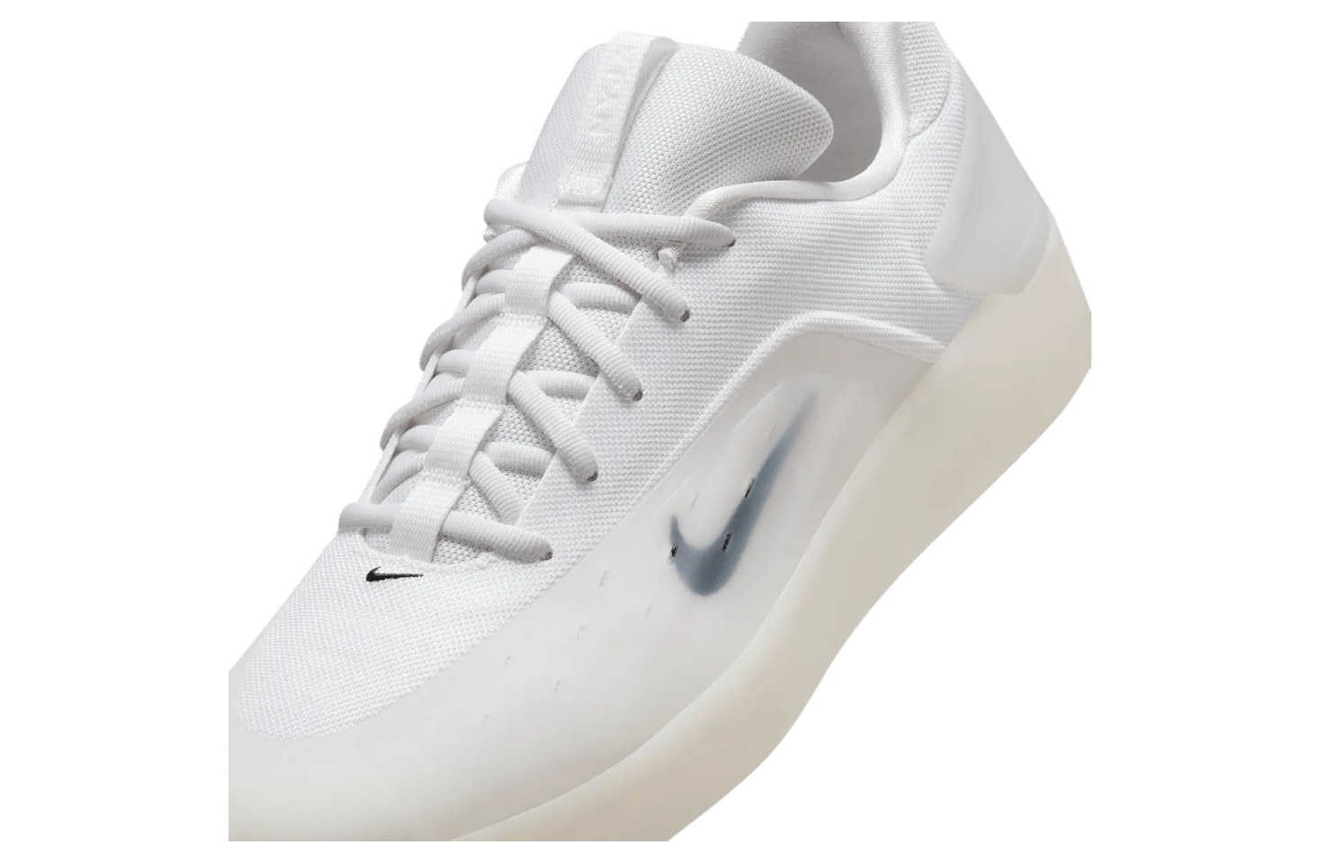 Nike Sb Nyjah 4 White / Black