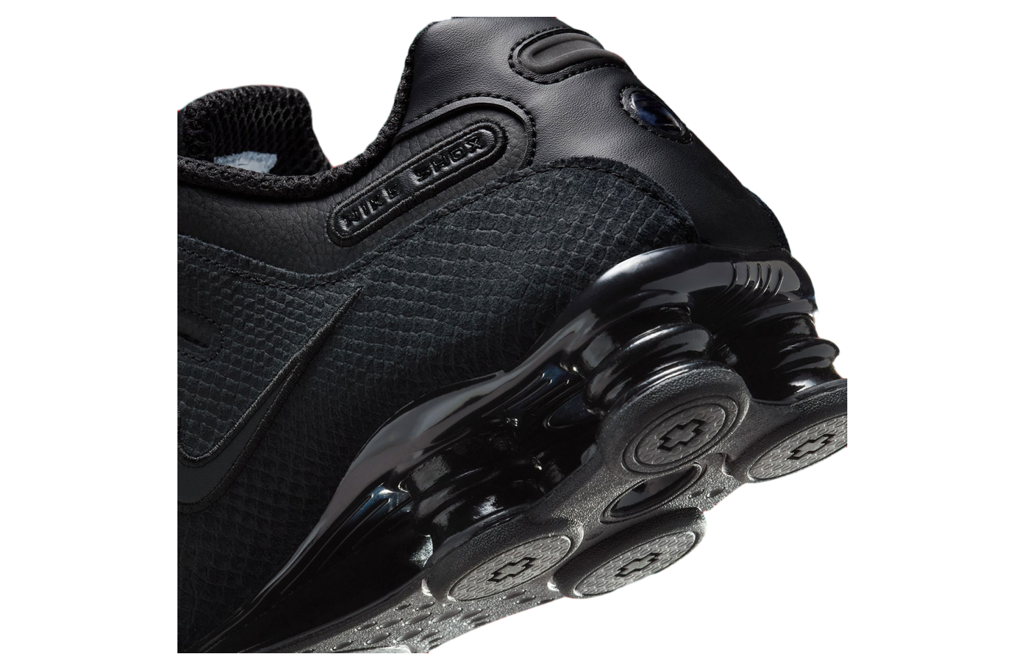 Nike Shox NZ Black/Black - Oct 2025 - 378341-001
