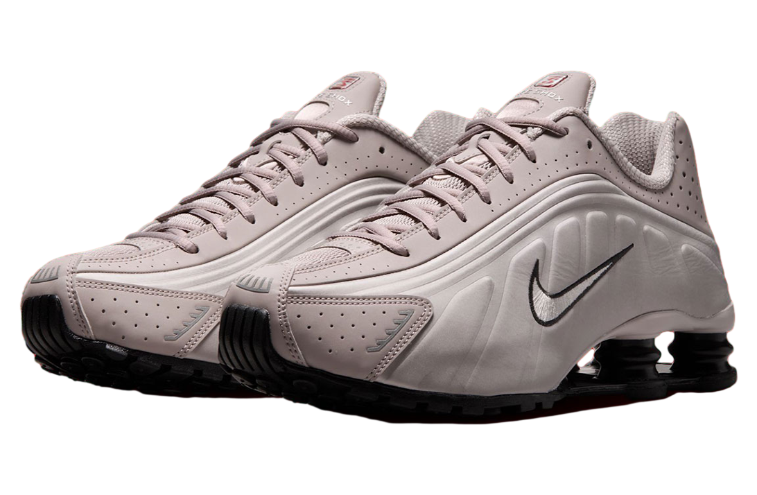Nike Shox R4 College Grey / University Red