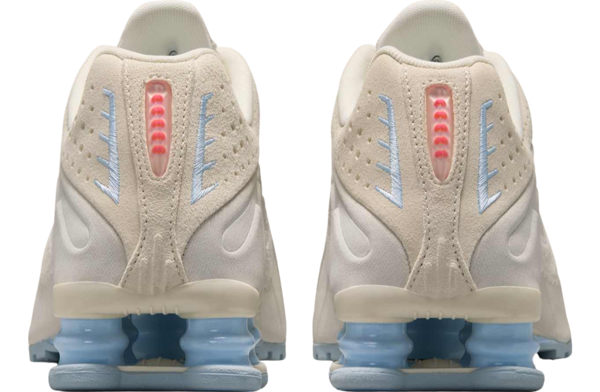 Nike Shox R4 Wmns Pale Ivory / Light Orewood Brown