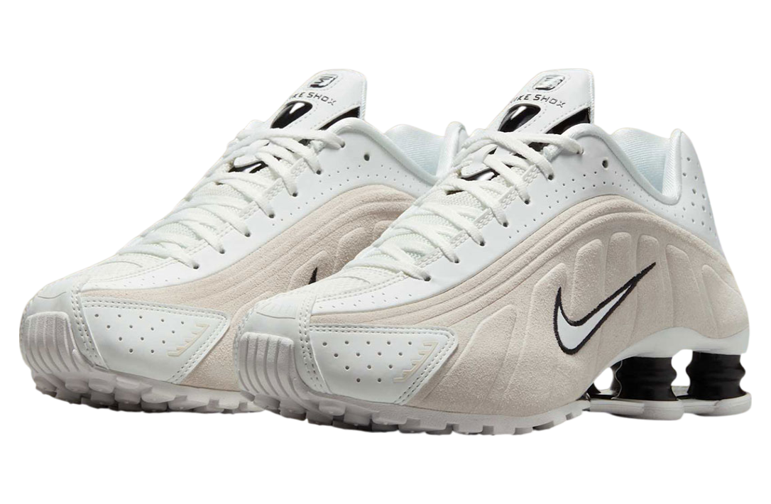 Nike Shox R4 WMNS White Black Suede Jul 2025 HQ7739 100 Nike Shox R4 WMNS White Black Suede Jul 2025 HQ7739 100