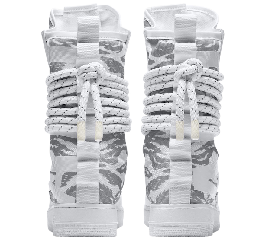 Nike Special Field Air Force 1 High Winter Camo