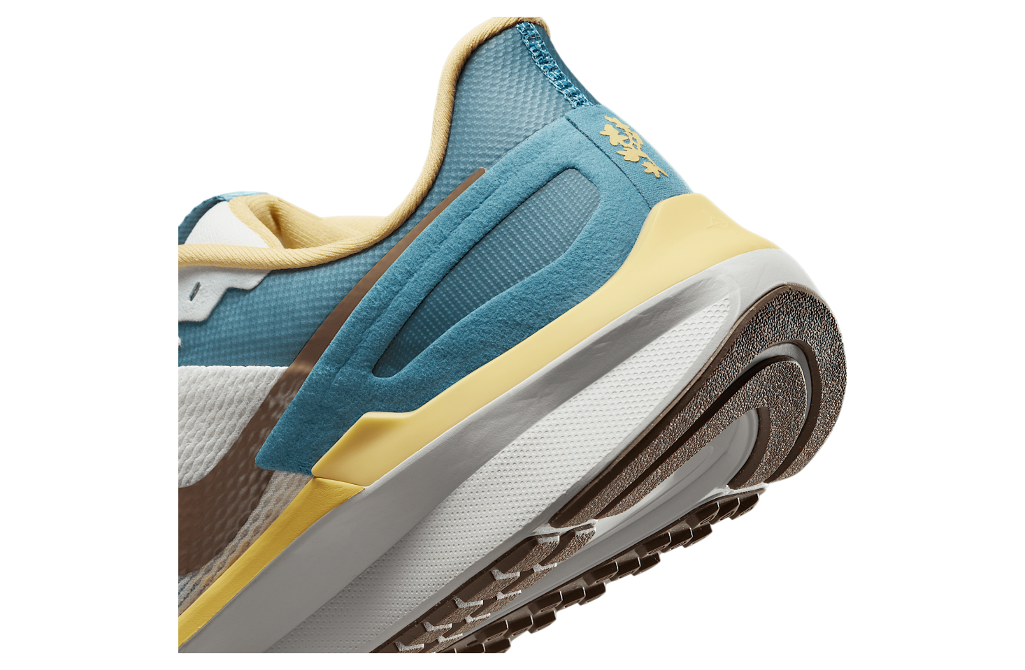 Nike Structure 25 Summit White / Soft Yellow