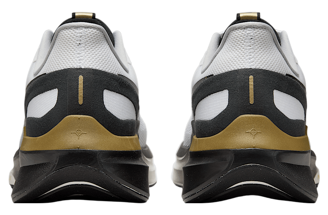 Nike Structure 25 White / Metallic Gold