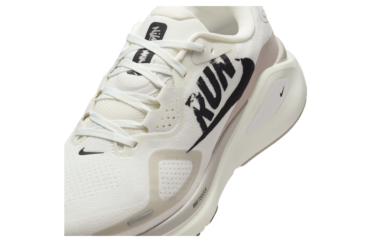 Nike Structure 26 Summit White / Vast Grey