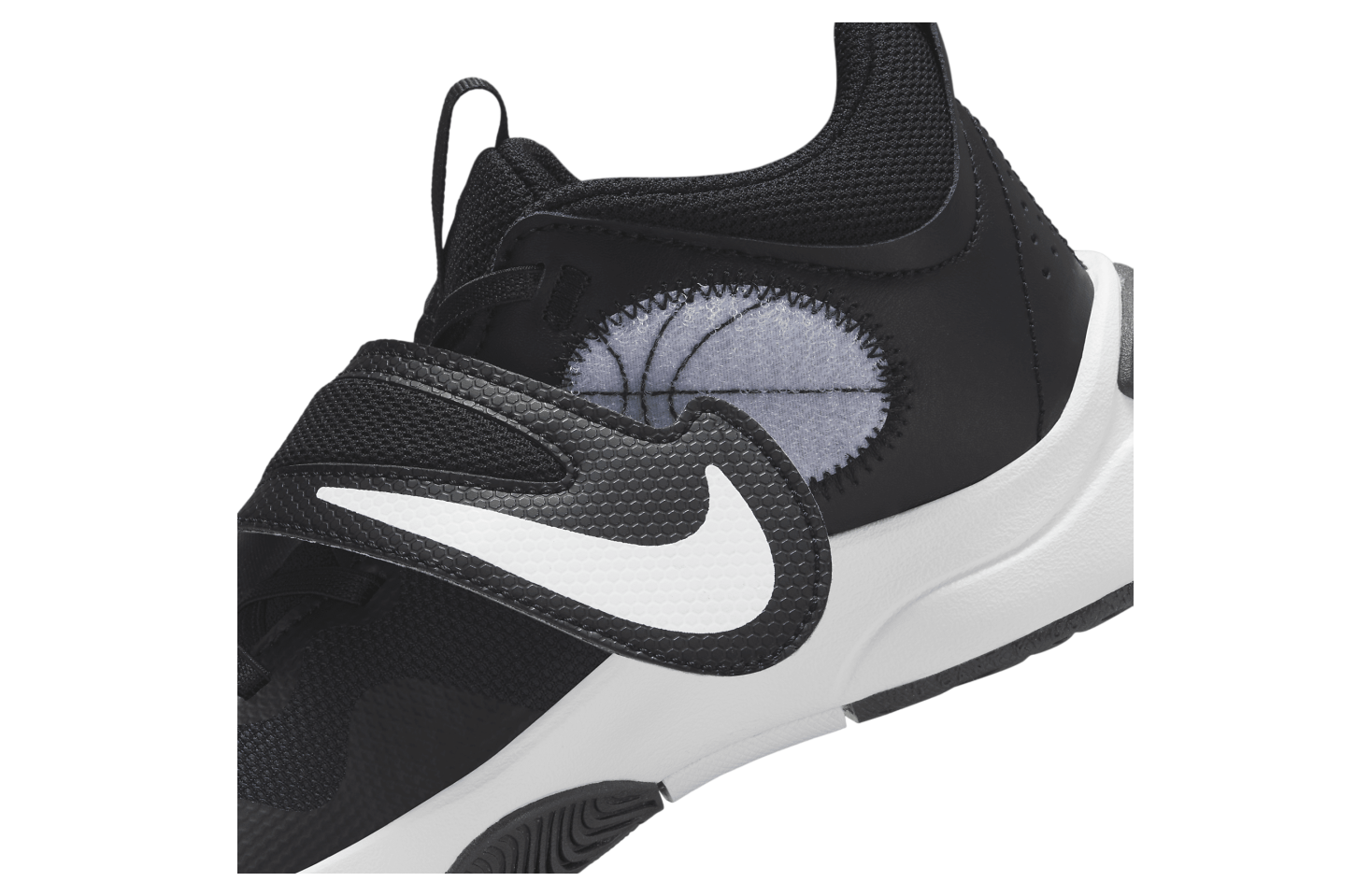 Nike Team Hustle D 11 GS Black / White