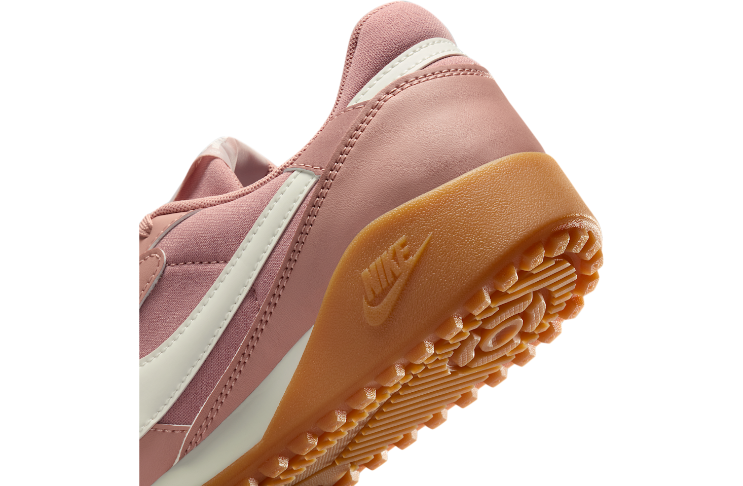 Nike Terra Manta WMNS Particle Pink / Gum Light Brown
