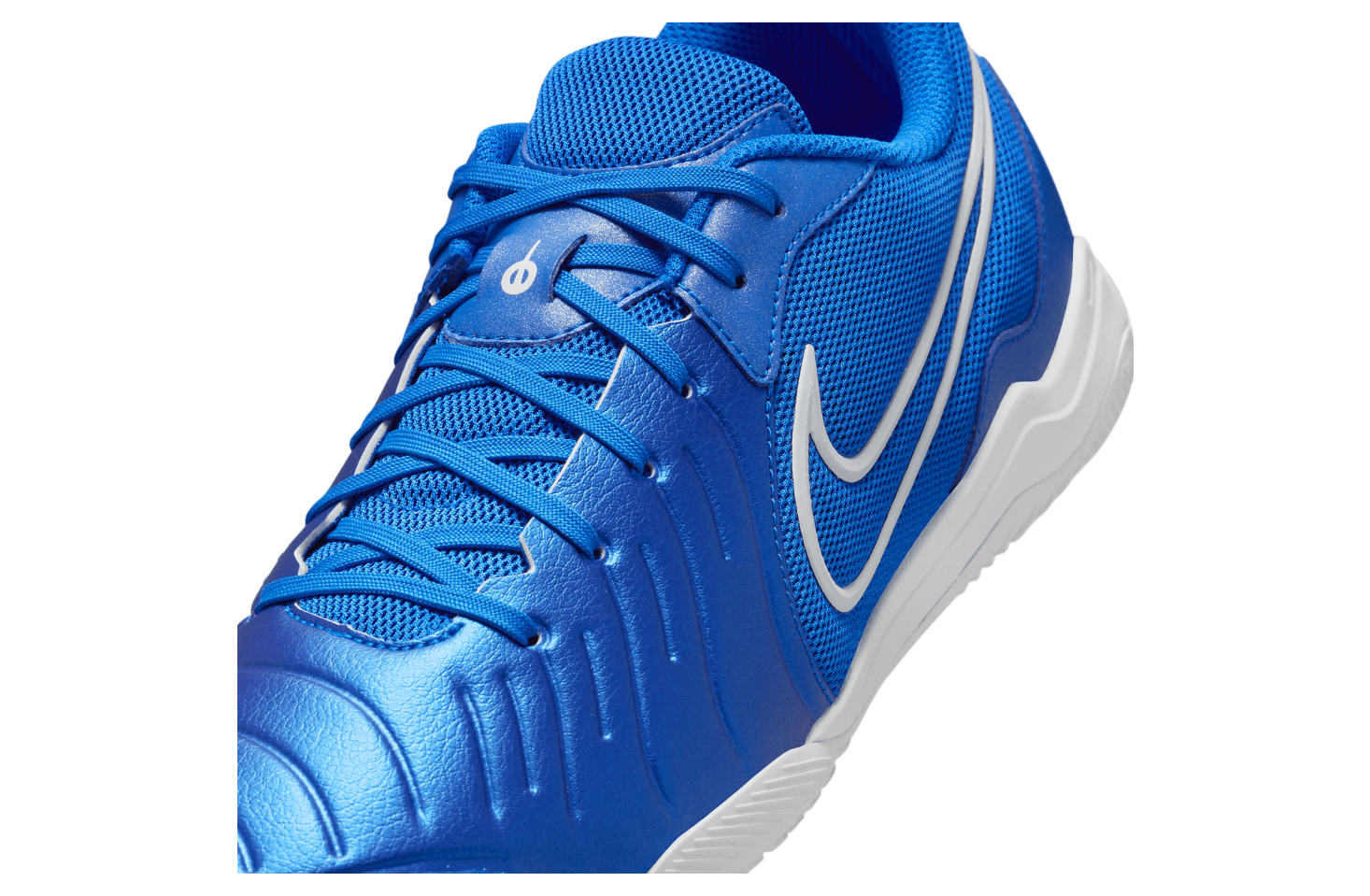 Nike Tiempo Legend 10 IC Academy Soar / White