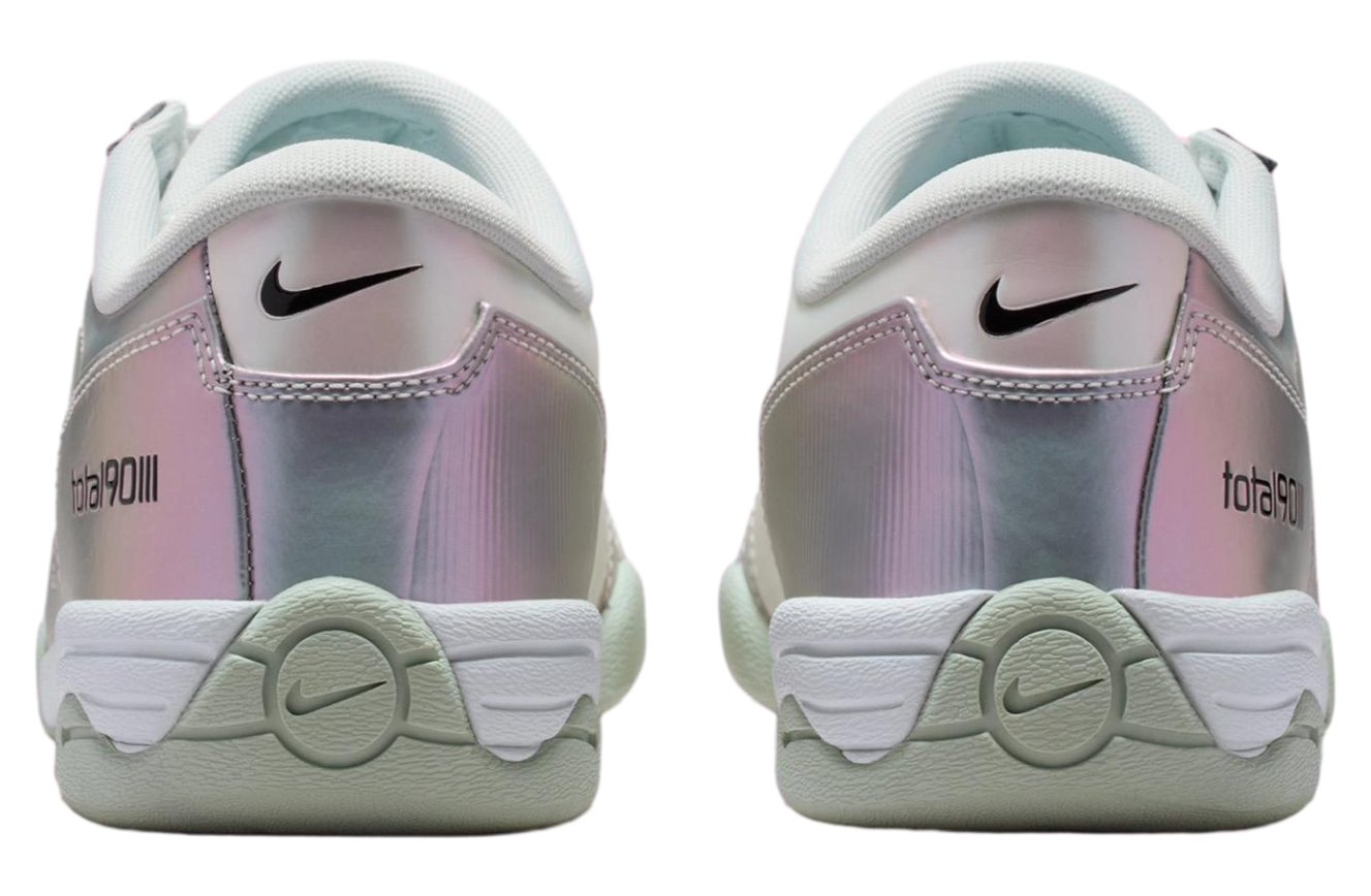 Nike Total 90 Iii Off White / Light Silver