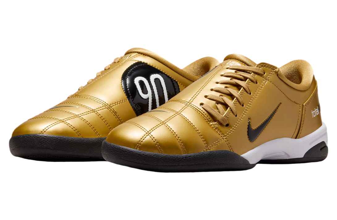 Nike Total 90 III WMNS Metallic Gold / Black