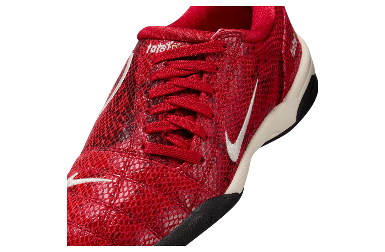 NIKE ☆ Total 90 ‘Snakeskin’ Nike's Total 90 III Indoor Shoe Gets Three Snakeskin