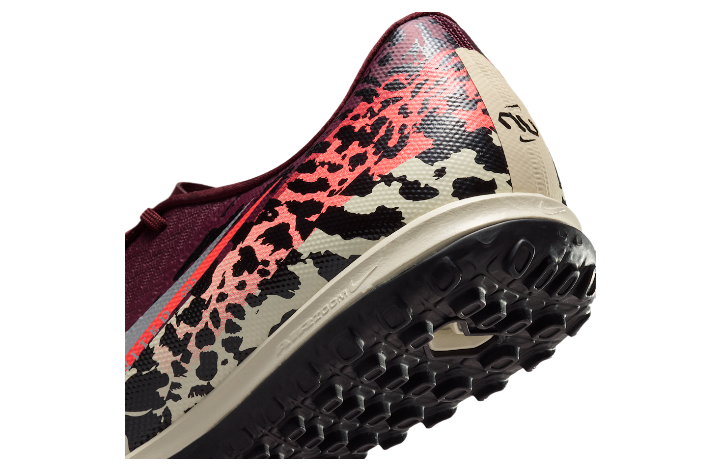 Nike United Mercurial Vapor 16 Academy Low TF Burgundy Crush / University Red