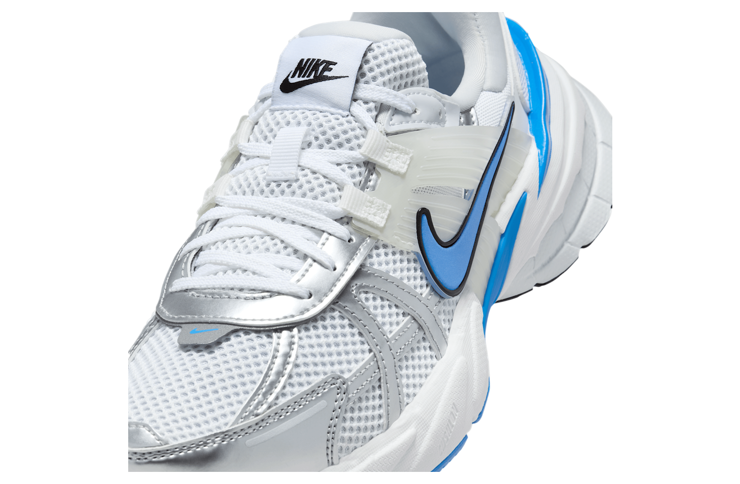 Nike V2k Run Wmns White / Pure Platinum