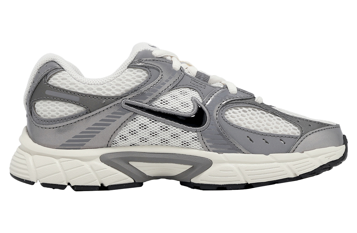 Nike V5 RNR GS Phantom / Black