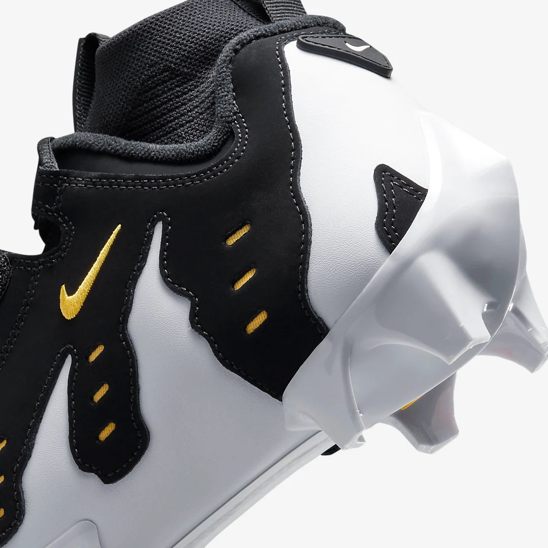 nike football team sneakers