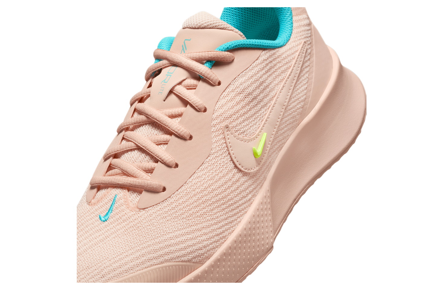 neon coral nike shoes