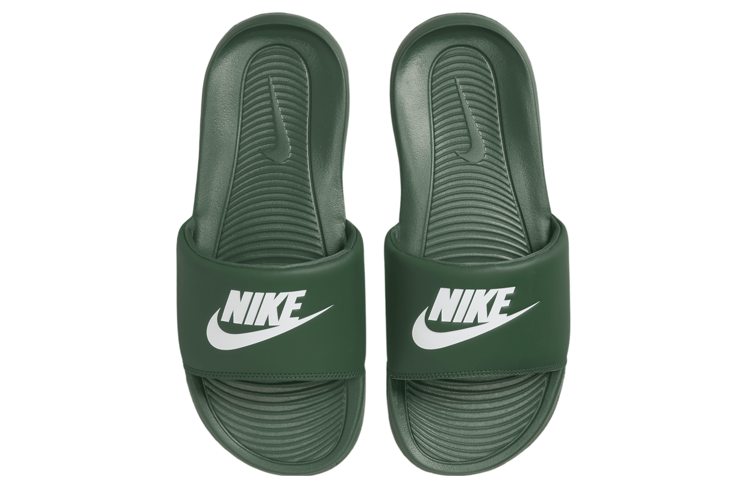 Nike Victori One Fir / White